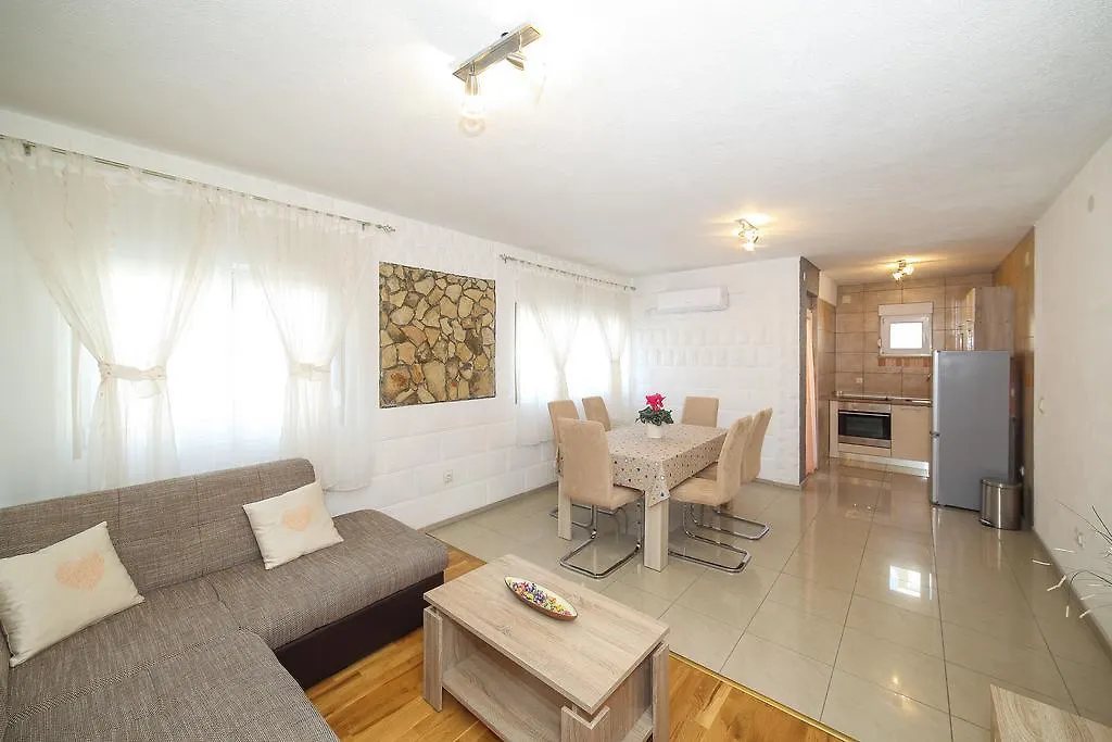 Apartment Rogosic